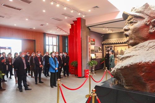 高校优秀思政工作者到陈树湘生平事迹纪念馆现场教学观摩 (2) 高校优秀思政工作者到陈树湘生平事迹纪念馆现场教学观摩 (2)