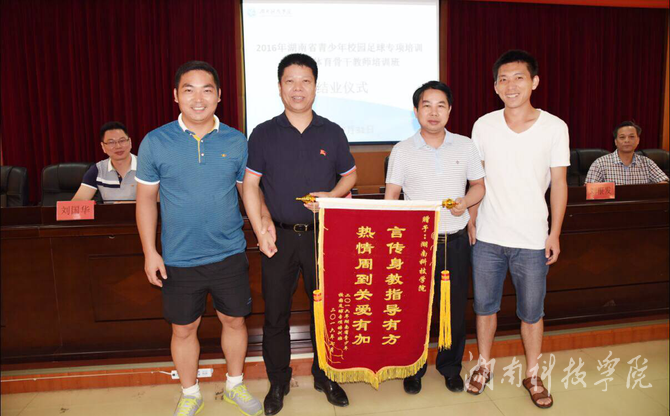 CF63138D7E755E5A7A1E902BB45DDEC5 CF63138D7E755E5A7A1E902BB45DDEC5