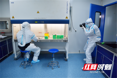 辜鹏博人物专访2637_副本.png 辜鹏博人物专访2637_副本.png